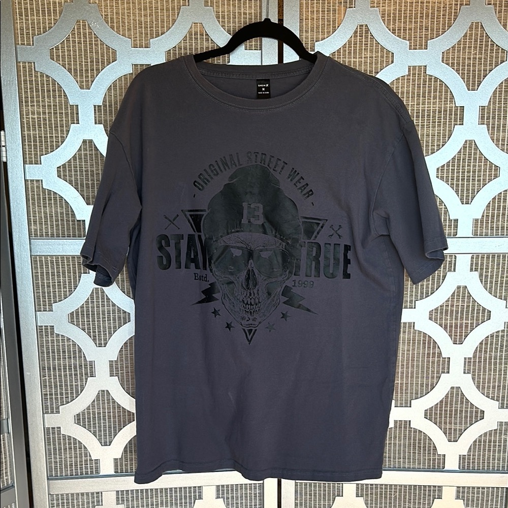SHEIN Gray Short Sleeve Tee with Vintage Graphic
